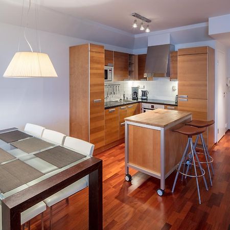 City Center Park View Studio With Sauna And Balcony Apartment เฮลซิงกิ ภายนอก รูปภาพ