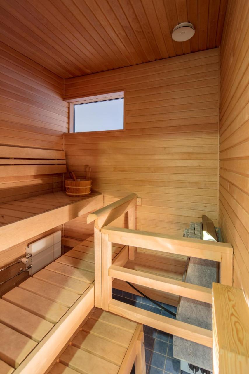 City Center Park View Studio With Sauna And Balcony Apartment เฮลซิงกิ ภายนอก รูปภาพ