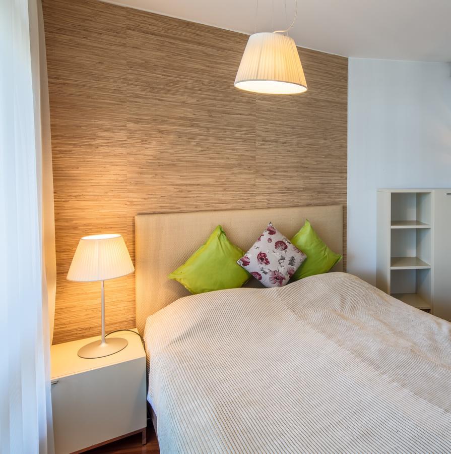 City Center Park View Studio With Sauna And Balcony Apartment เฮลซิงกิ ภายนอก รูปภาพ