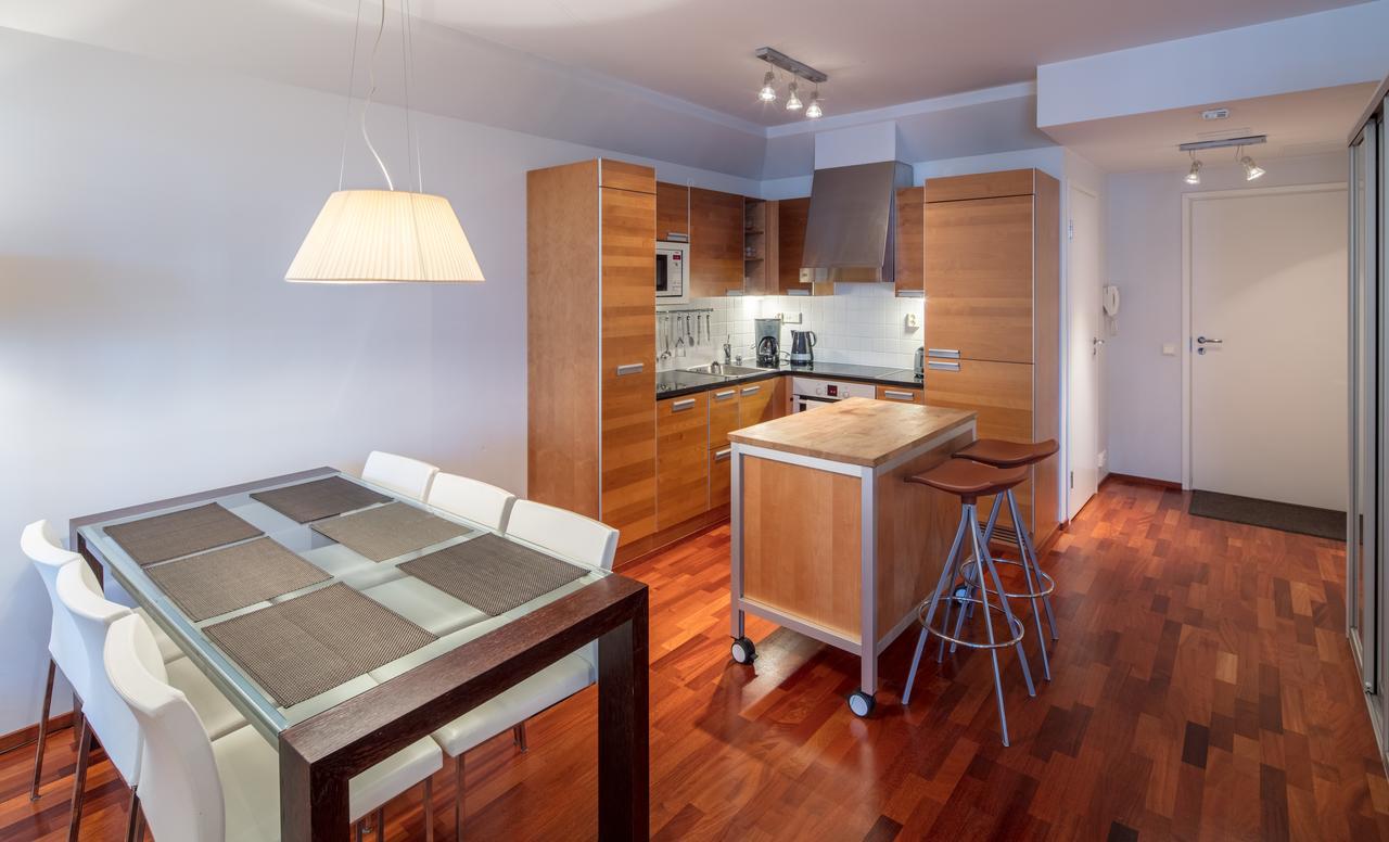 City Center Park View Studio With Sauna And Balcony Apartment เฮลซิงกิ ภายนอก รูปภาพ
